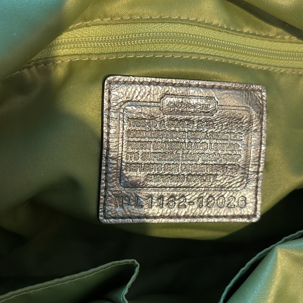 Coach  19026 poppy striped bag tote Crossbody/rhinestone chain add  gold leather - Picture 5 of 17